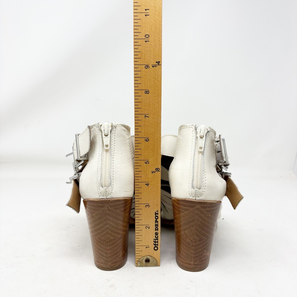 Gianni Bini White Leather Woven Cutout Ankle Booties Pointed Toe Block Heel 8M - Picture 4 of 8